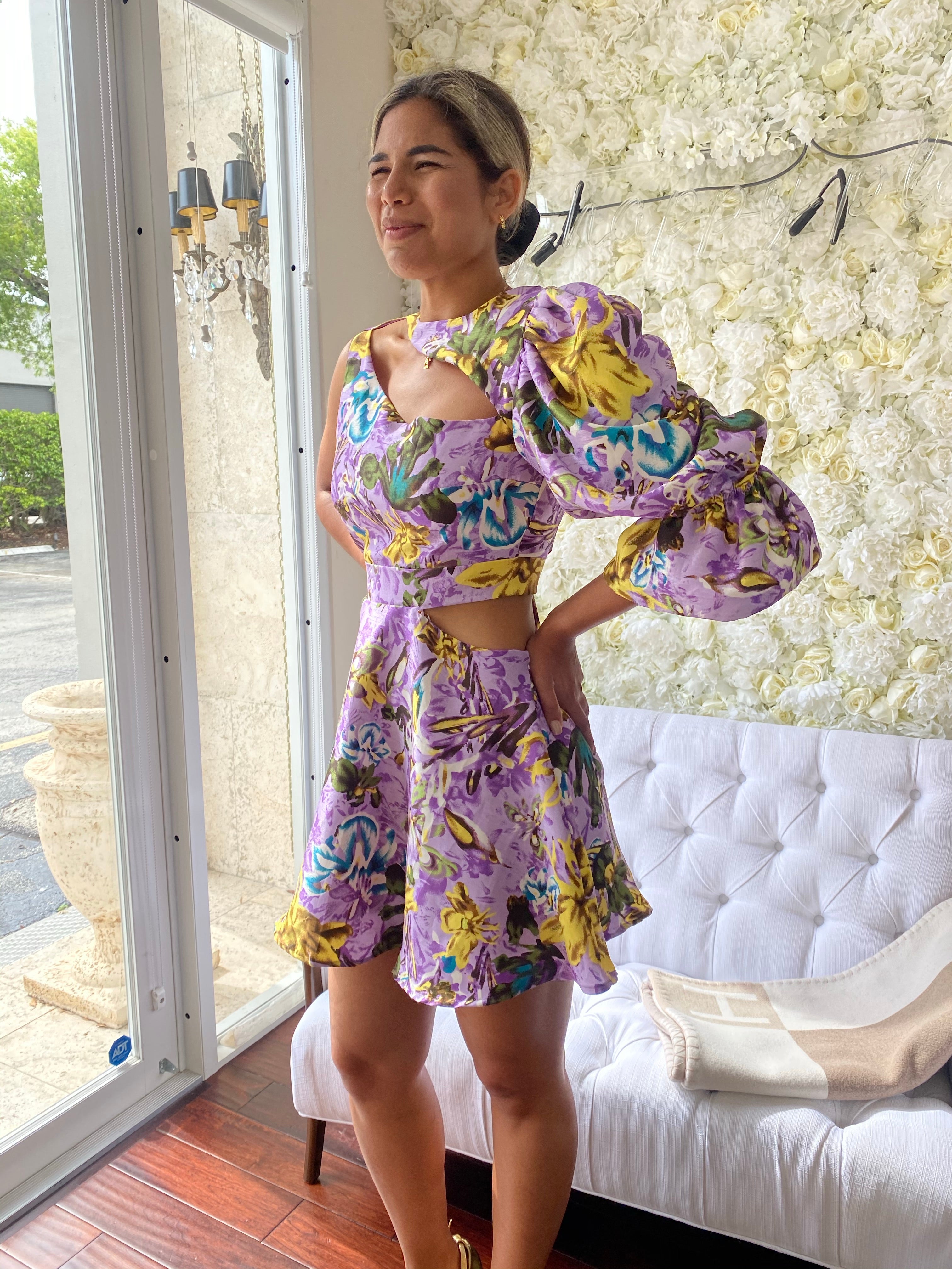 Neo’s Floral Dress With Puff Asymmetric Sleeve